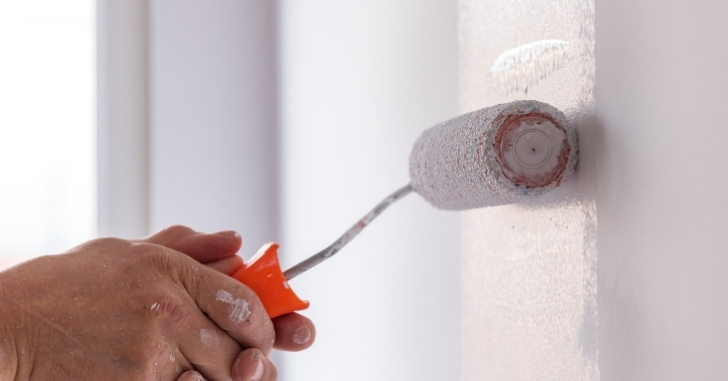 【実話】 新規店舗の内装と外壁の塗装、5万でボッタくりと激怒された！