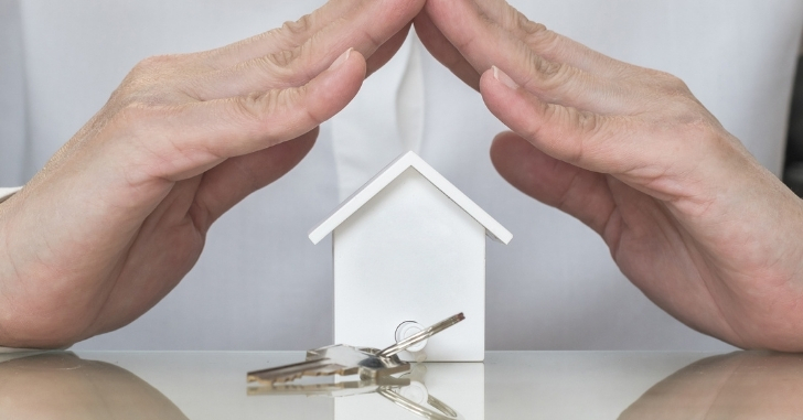 大家と入居者の関係性！入居者と「向き合う」のではない